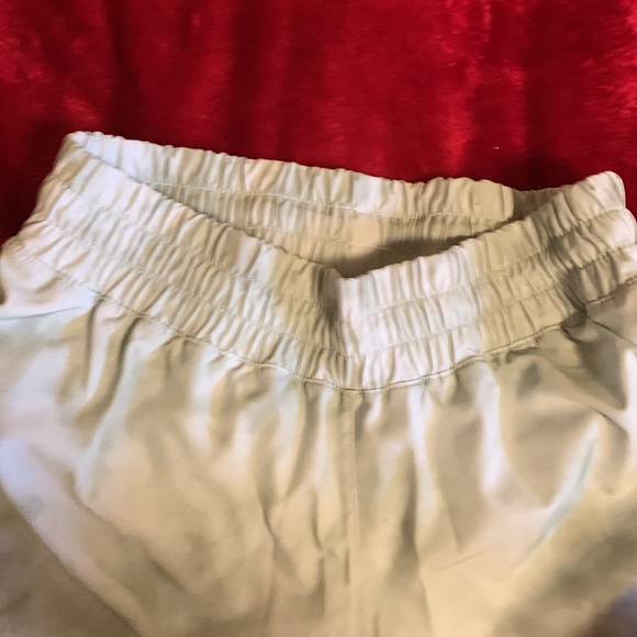 Shorts. Size:S. Brand:Mondetta. - Picture 2 of 5